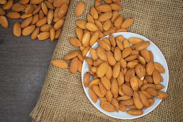 Almond aman untuk diabetes - Womanindonesia.co.id